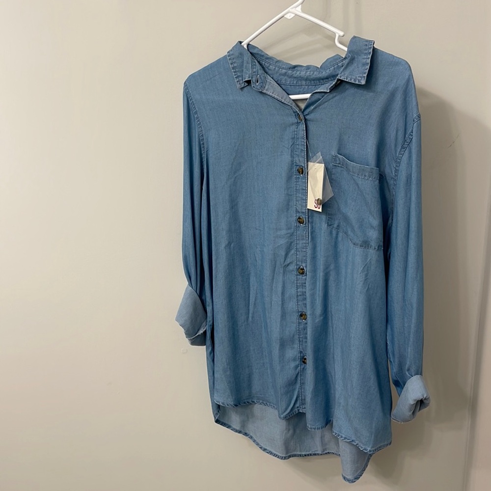 So brand light wash button up new